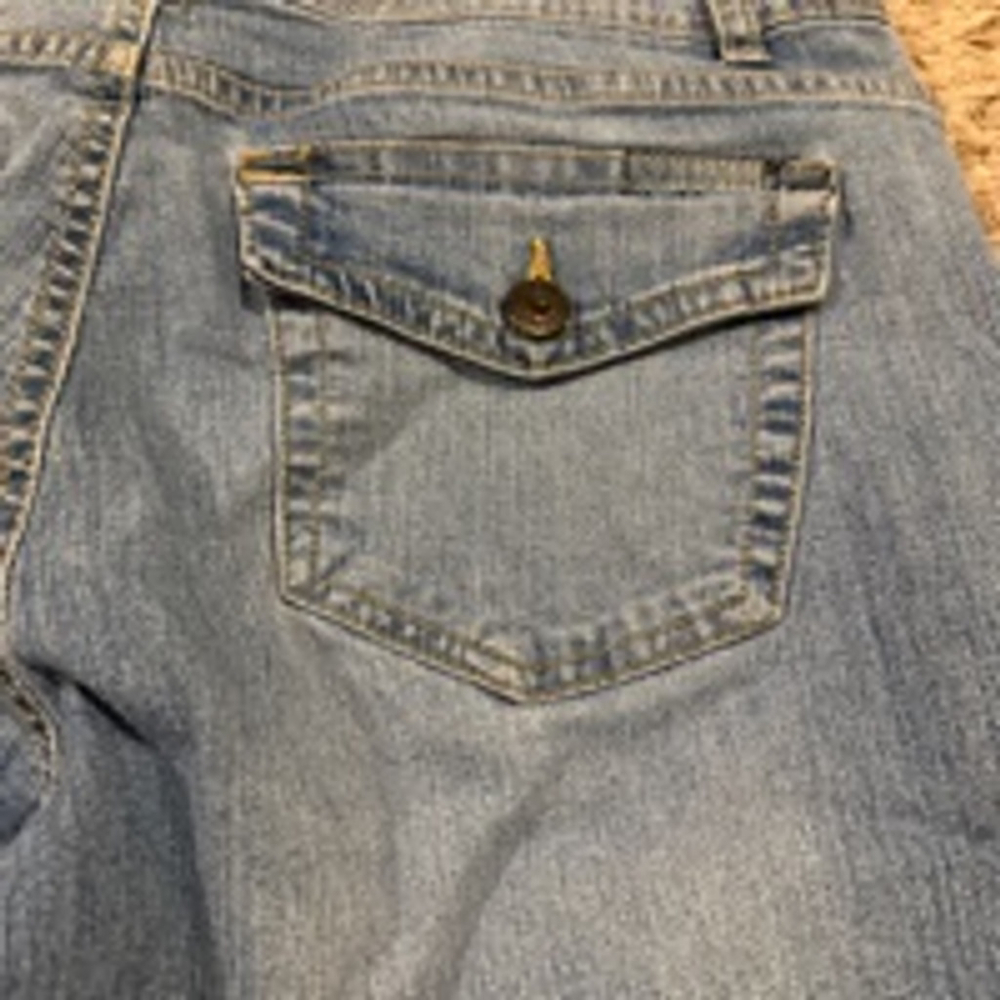 Women's Bandolino Blu Jeans Size 6 Blue Denim Cropped - Picture 9 of 9